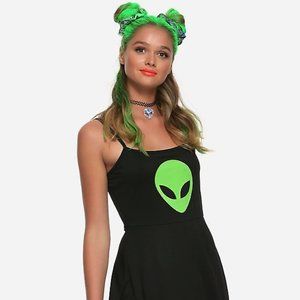 SOLD ON CARI SORRIES.